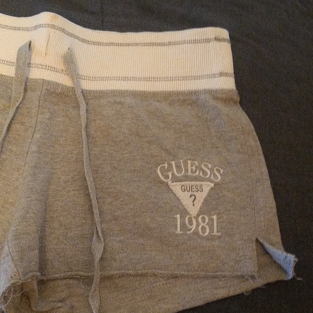 Vintage Guess mini shorts - Picture 2 of 3